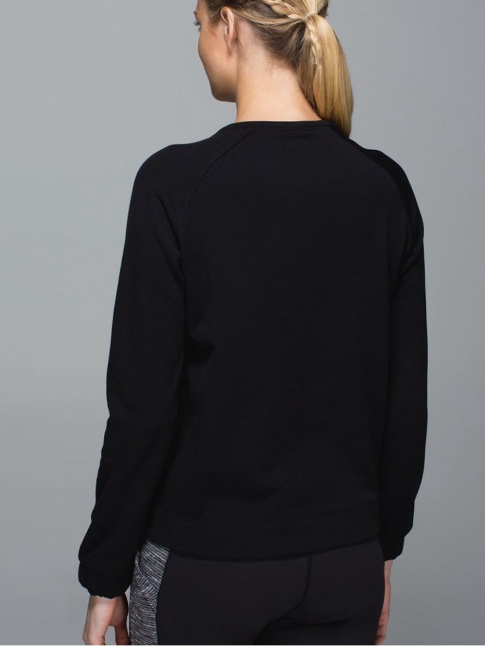 REFLECTIVE Lululemon Snapshot Crew Black Polartec Sweatshirt 8 Medium Cheetah - Picture 3 of 8